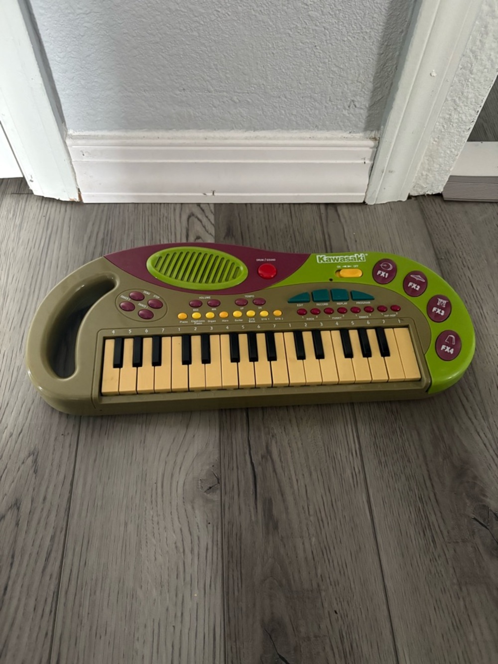 Kawasaki Kids Electronic Keyboard - Olive Green & Lime